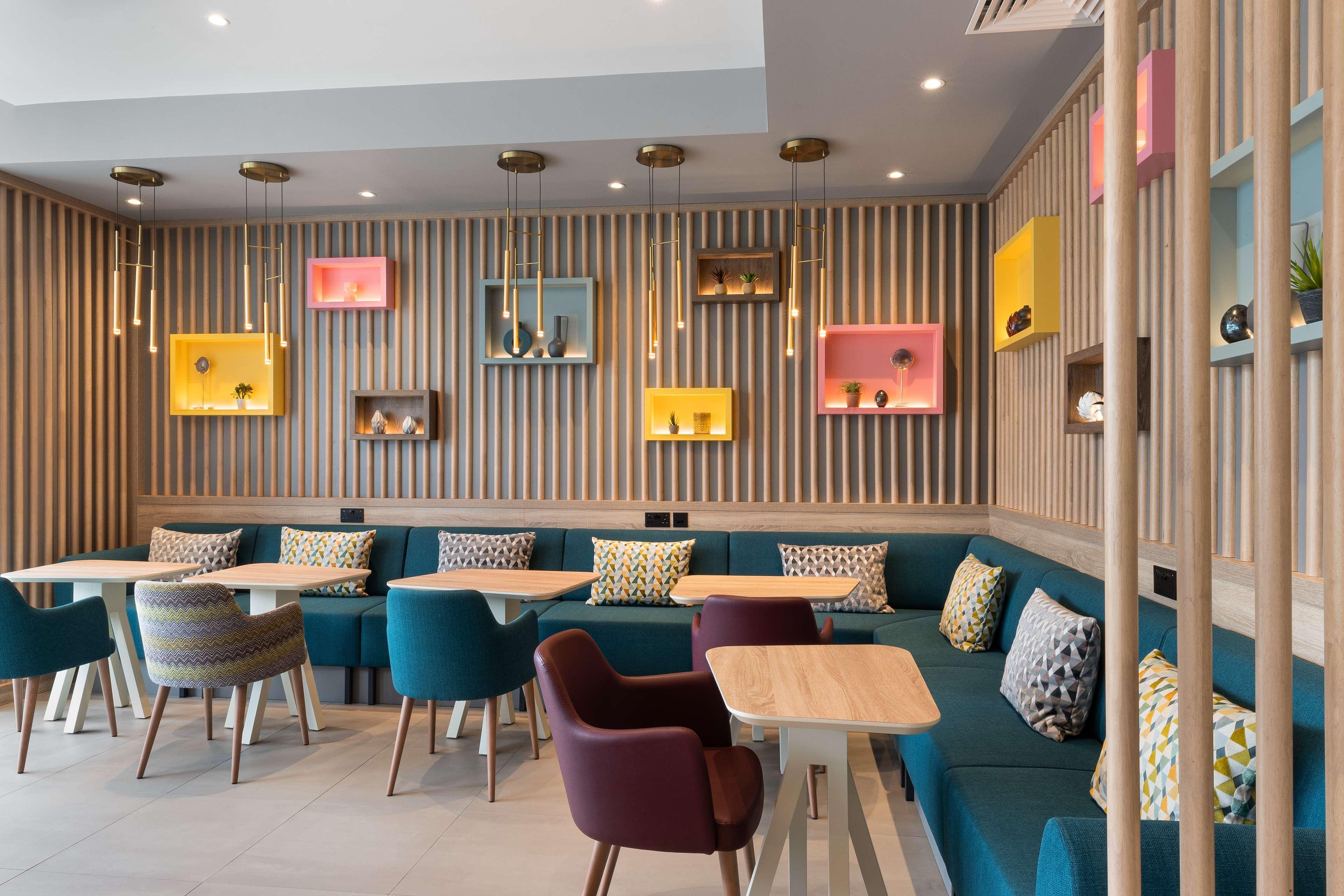 Hotel Hampton By Hilton Ealing Londra